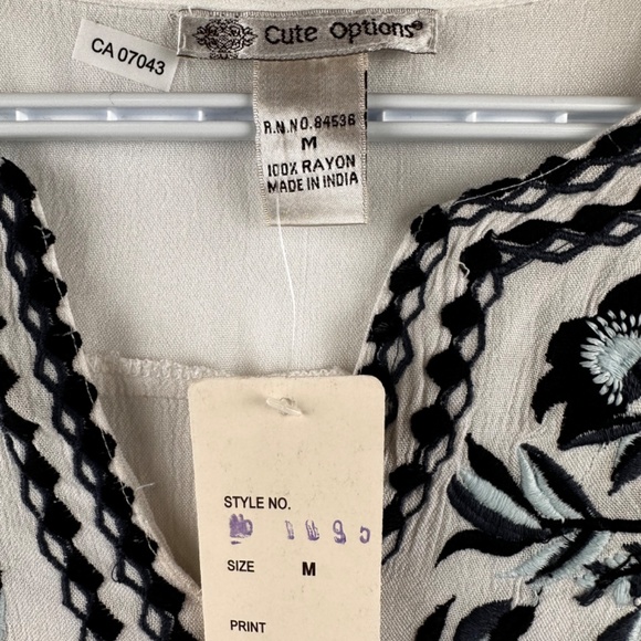Cute Options Embroidered white Boho Top Brand New SZM swim coverups - Picture 7 of 9